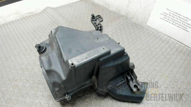 Foto: LUFTFILTERKASTEN eines Ford C-MAX 1.6 EcoBoost Start-Stop-System Special