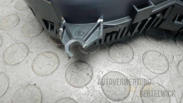 Foto: KOMBIINSTRUMENT / TACHOEINHEIT (BASTLER) eines Ford C-MAX 1.6 EcoBoost Start-Stop-System Special