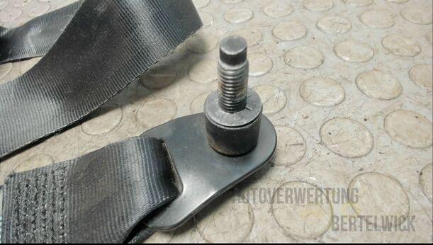 Foto: SICHERHEITSGURT VORNE LINKS eines Ford C-MAX 1.6 EcoBoost Start-Stop-System Special