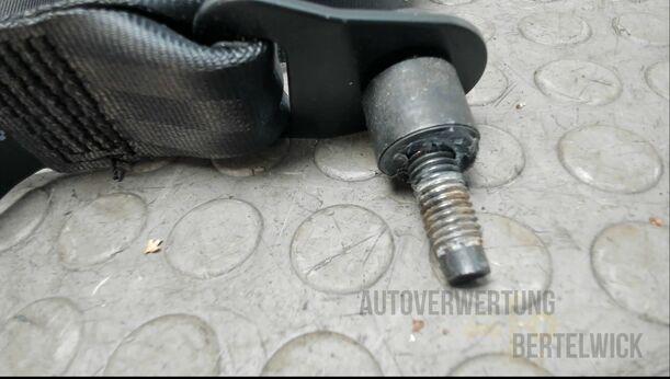 Foto: SICHERHEITSGURT VORNE RECHTS eines Ford C-MAX 1.6 EcoBoost Start-Stop-System Special