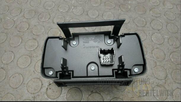 Foto: LICHTSCHALTER eines Ford C-MAX 1.6 EcoBoost Start-Stop-System Special
