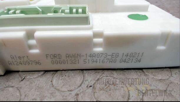 Foto: SICHERUNGSKASTEN eines Ford C-MAX 1.6 EcoBoost Start-Stop-System Special
