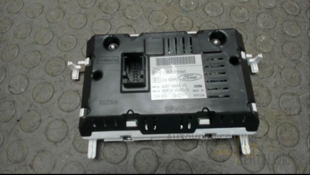 Foto: DISPLAY / BILDSCHIRM MULITFUNKTION eines Ford C-MAX 1.6 EcoBoost Start-Stop-System Special