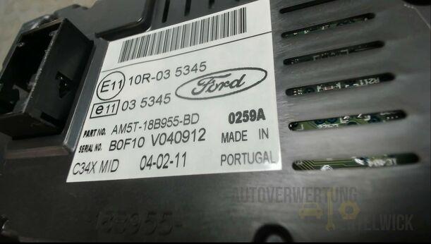 Foto: DISPLAY / BILDSCHIRM MULITFUNKTION eines Ford C-MAX 1.6 EcoBoost Start-Stop-System Special