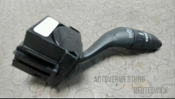 Foto: SCHEIBENWISCHERSCHALTER eines Ford C-MAX 1.6 EcoBoost Start-Stop-System Special