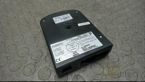 Foto: STEUERGERÄT / BLUETOOTH MODUL eines Ford C-MAX 1.6 EcoBoost Start-Stop-System Special