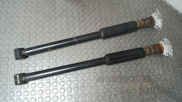 Foto: STOSSDÄMPFERPAAR HINTEN eines Ford Fiesta 1.4 Special