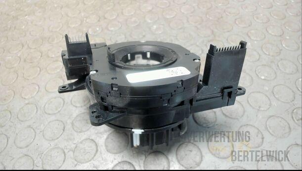 Foto: WICKELFEDER / SCHLEIFRING / KONTAKTPLATTE eines Ford C-MAX 1.6 EcoBoost Start-Stop-System Special