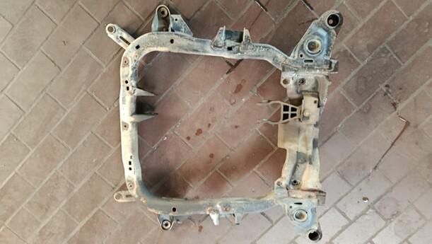 Foto: VORDERACHSE/ ACHSE VORN eines Opel Meriva 1.6 16V Easytronic Special