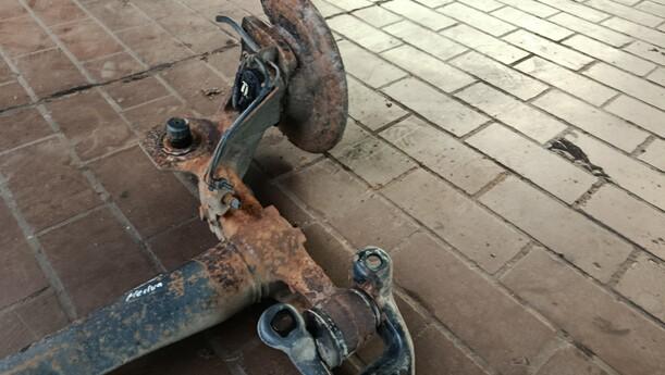 Foto: HINTERACHSE eines Opel Meriva 1.6 16V Easytronic Special