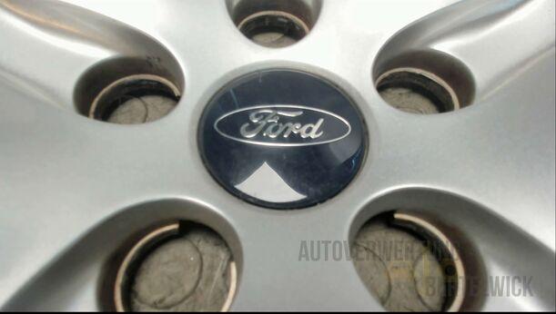 Foto: RADDECKEL / RADKAPPE 16 ZOLL eines Ford C-MAX 1.6 EcoBoost Start-Stop-System Special