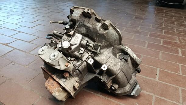 Foto: SCHALTGETRIEBE F17 W3.94 eines Opel Meriva 1.6 16V Easytronic Special