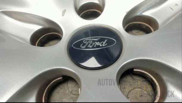 Foto: RADDECKEL / RADKAPPE 16 ZOLL eines Ford C-MAX 1.6 EcoBoost Start-Stop-System Special