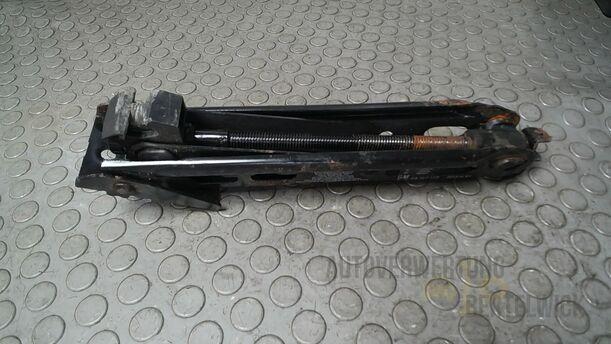 Foto: WAGENHEBER eines Opel Meriva 1.6 16V Easytronic Special