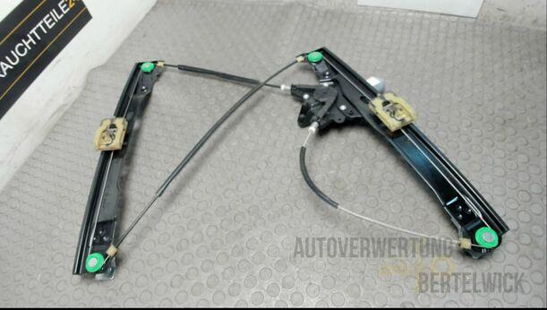 Foto: FENSTERHEBER VORNE RECHTS eines Ford C-MAX 1.6 EcoBoost Start-Stop-System Special