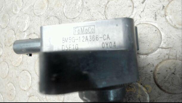 Foto: ZÜNDSPULE eines Ford C-MAX 1.6 EcoBoost Start-Stop-System Special