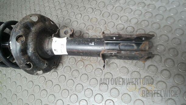 Foto: FEDERBEIN VORN LINKS eines Opel Meriva 1.6 16V Easytronic Special