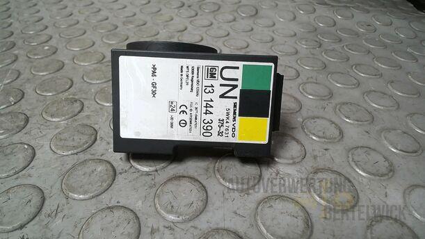 Foto: LESESPULE ( NICHT ZURÜCKGESETZT ) eines Opel Meriva 1.6 16V Easytronic Special