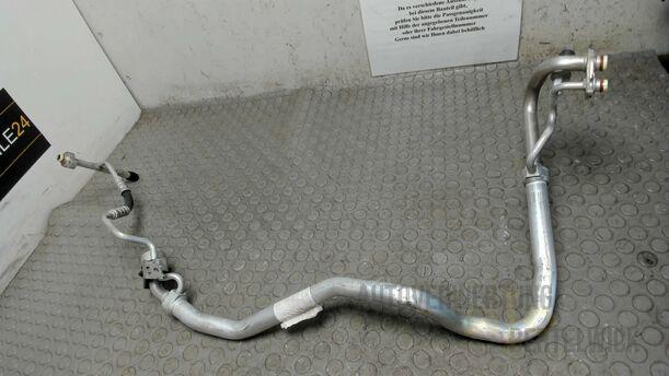 Foto: KLIMALEITUNG KONDENSATOR / VERDAMPFER eines Ford C-MAX 1.6 EcoBoost Start-Stop-System Special