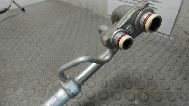Foto: KLIMALEITUNG KONDENSATOR / VERDAMPFER eines Ford C-MAX 1.6 EcoBoost Start-Stop-System Special