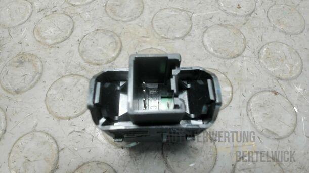 Foto: FENSTERHEBERSCHALTER eines Ford C-MAX 1.6 EcoBoost Start-Stop-System Special