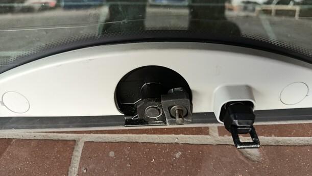 Foto: HECKSCHEIBE ( TOURING ) eines BMW 320i Touring Special