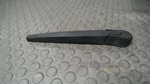 Foto: SCHEIBENWISCHERARM HINTEN ( TOURING ) eines BMW 320i Touring Special