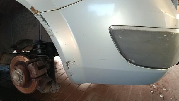 Foto: STOSSFÄNGER / STOßSTANGE HINTEN eines Renault Megane 1.4 Grandtour Special