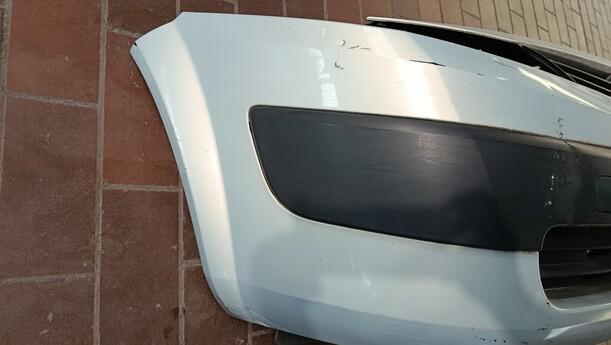 Foto: STOSSFÄNGER / STOßSTANGE VORNE eines Renault Megane 1.4 Grandtour Special