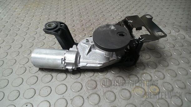 Foto: SCHEIBENWISCHERMOTOR HINTEN eines BMW 320i Touring Special
