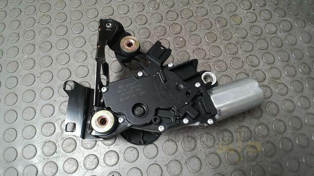 Foto: SCHEIBENWISCHERMOTOR HINTEN eines BMW 320i Touring Special
