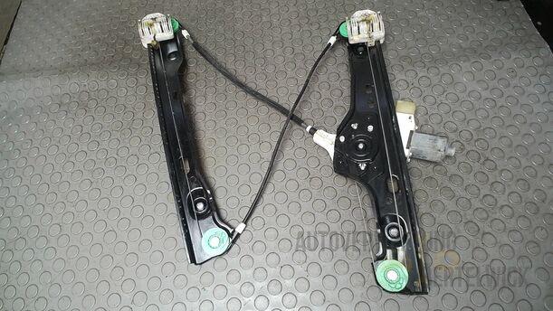 Foto: FENSTERHEBER ELEKTRISCH VORN RECHTS eines BMW 320i Touring Special