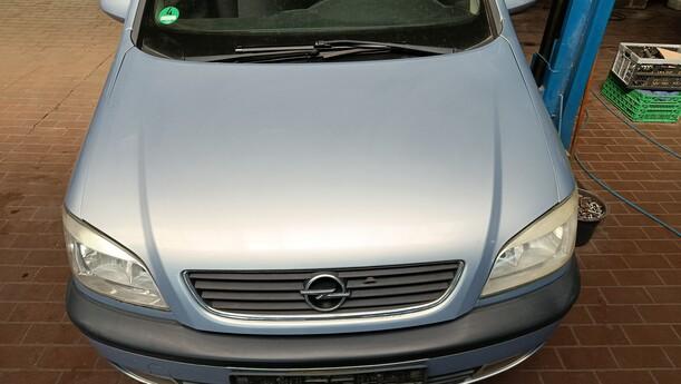 Foto: MOTORHAUBE ( OHNE GRILL ) eines Opel Zafira 1.8 16V Special