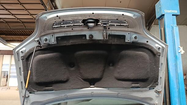 Foto: MOTORHAUBE ( OHNE GRILL ) eines Opel Zafira 1.8 16V Special