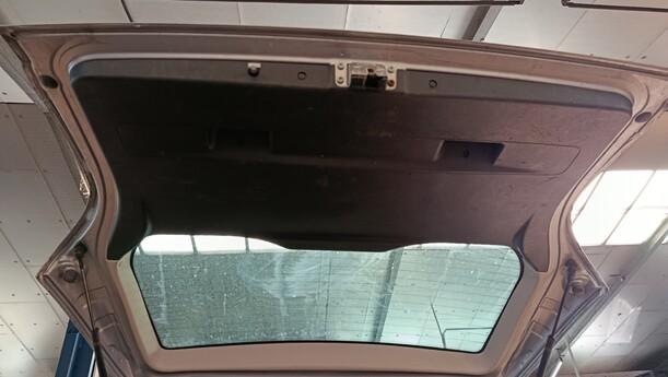 Foto: HECKKLAPPE / HECKDECKEL eines Opel Zafira 1.8 16V Special