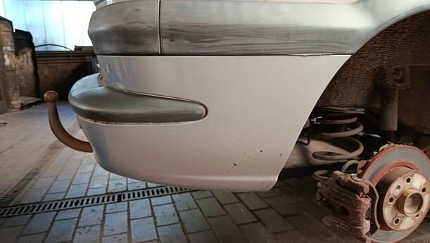 Foto: STOSSFÄNGER / STOßSTANGE HINTEN eines Opel Zafira 1.8 16V Special