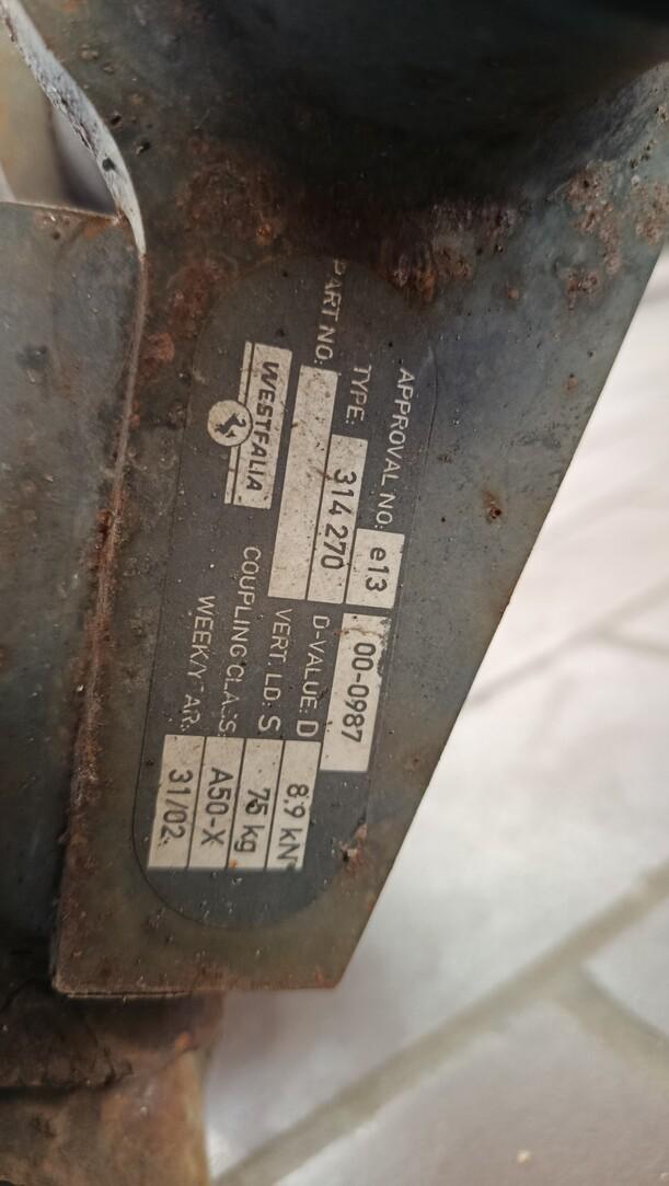Foto: ANHÄNGERZUGVORRICHTUNG eines Opel Zafira 1.8 16V Special