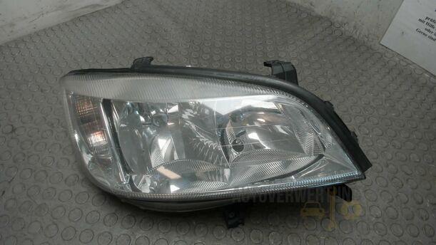Foto: SCHEINWERFER RECHTS eines Opel Zafira 1.8 16V Special