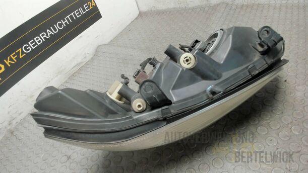Foto: SCHEINWERFER RECHTS eines Opel Zafira 1.8 16V Special
