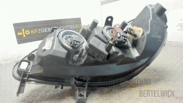 Foto: SCHEINWERFER RECHTS eines Opel Zafira 1.8 16V Special