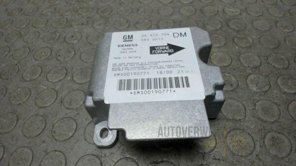 Foto: AIRBAGSTEUERGERÄT eines Opel Zafira 1.8 16V Special