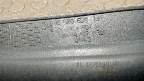 Foto: BLENDE / ABDECKUNG SCHEINWERFER LINKS eines Opel Zafira 1.8 16V Special