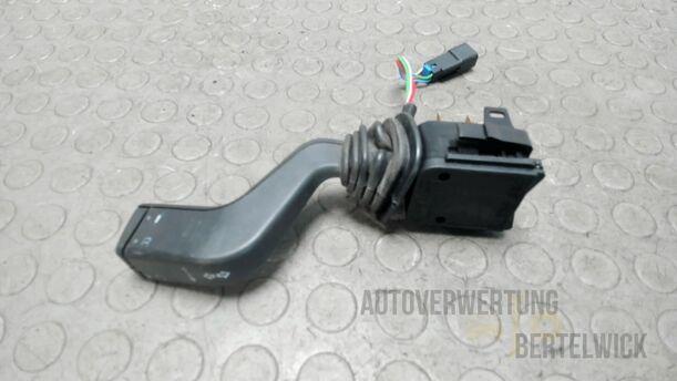 Foto: BLINKERSCHALTER / KOMBISCHALTER eines Opel Zafira 1.8 16V Special