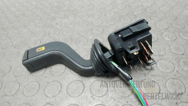 Foto: BLINKERSCHALTER / KOMBISCHALTER eines Opel Zafira 1.8 16V Special