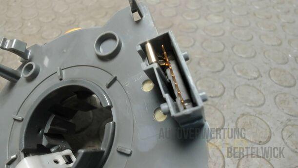 Foto: SCHLEIFRING / WICKELFEDER eines Opel Zafira 1.8 16V Special