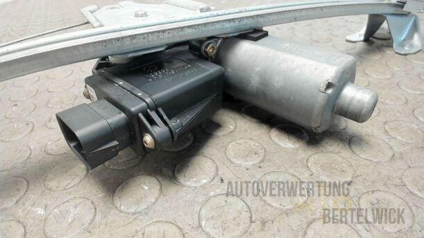 Foto: FENSTERHEBER HINTEN LINKS eines Opel Zafira 1.8 16V Special