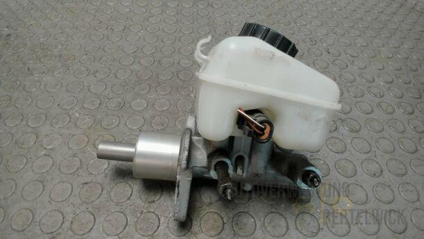Foto: HAUPTBREMSZYLINDER eines Opel Zafira 1.8 16V Special