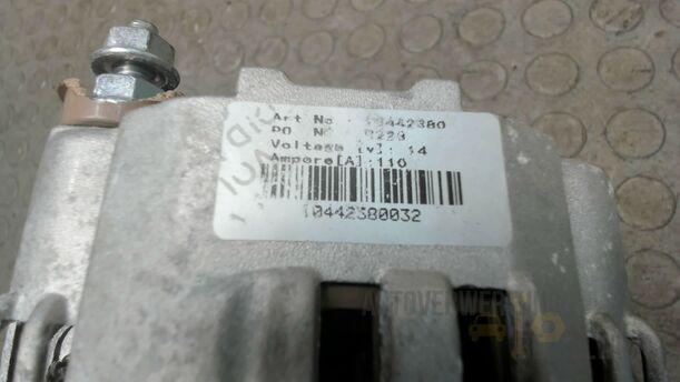 Foto: LICHTMASCHINE / GENERATOR (110 A / ZUBEHÖR) eines Renault Megane 1.4 Grandtour Special