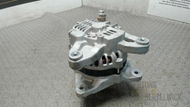 Foto: LICHTMASCHINE / GENERATOR (110 A / ZUBEHÖR) eines Renault Megane 1.4 Grandtour Special