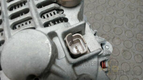 Foto: LICHTMASCHINE / GENERATOR (110 A / ZUBEHÖR) eines Renault Megane 1.4 Grandtour Special